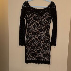 Junior’s Jump Apparel (Macy’s) Size Medium Lace Bodycon Lined Dress
